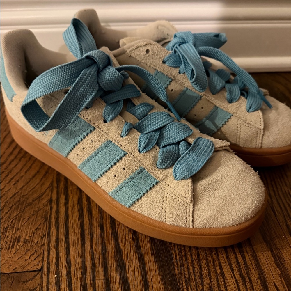 adidas Campus Sneakers in Light Blue, Beige, Gum - Picture 2 of 5